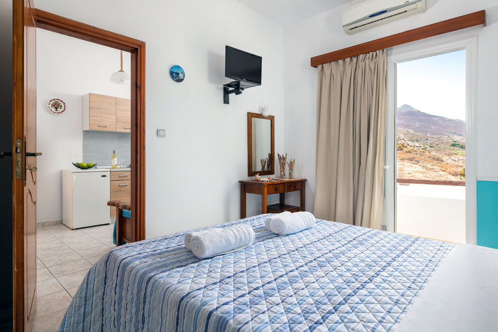 accommodation in Tilos greece